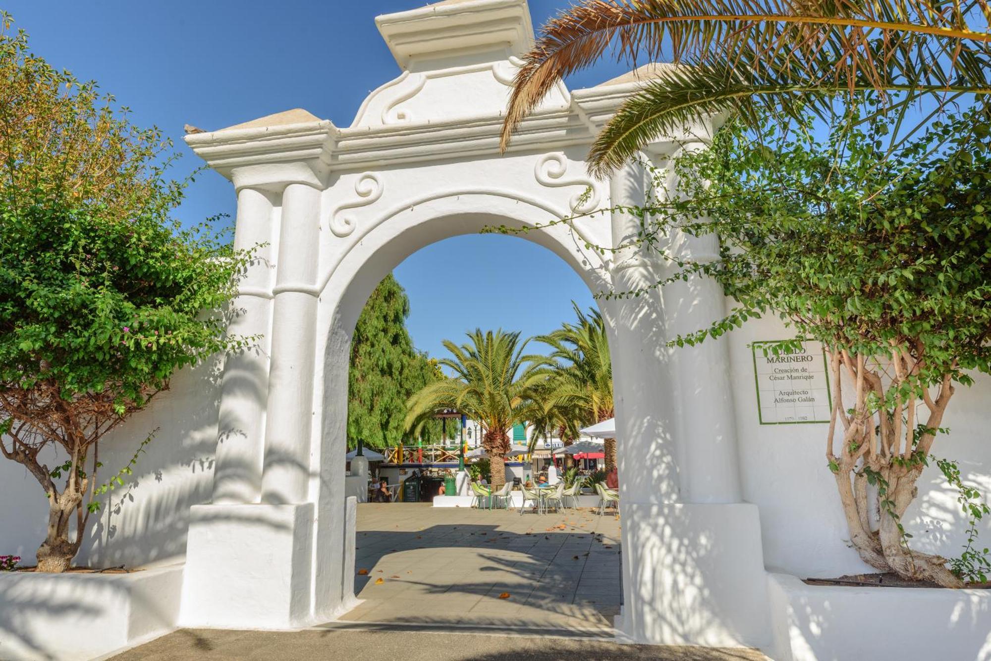 Lanzahost Casa Sunny Seafront Villa กอสตา เตกีสเซ ภายนอก รูปภาพ
